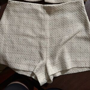 Zara shorts size XL